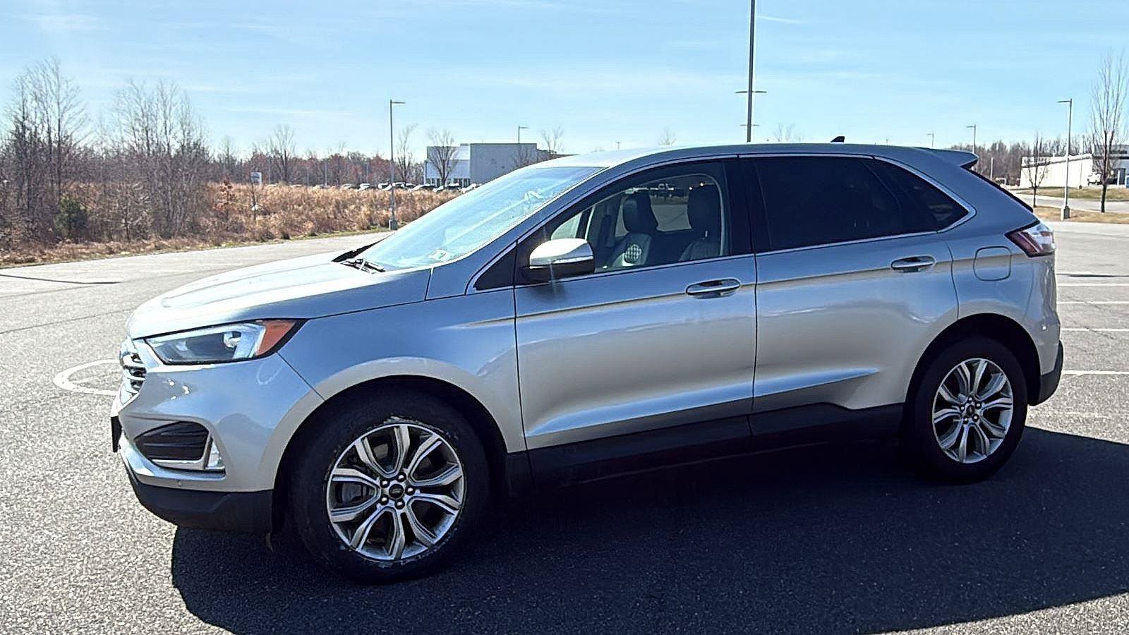 Used 2024 Ford Edge Titanium AWD/4WD image 12