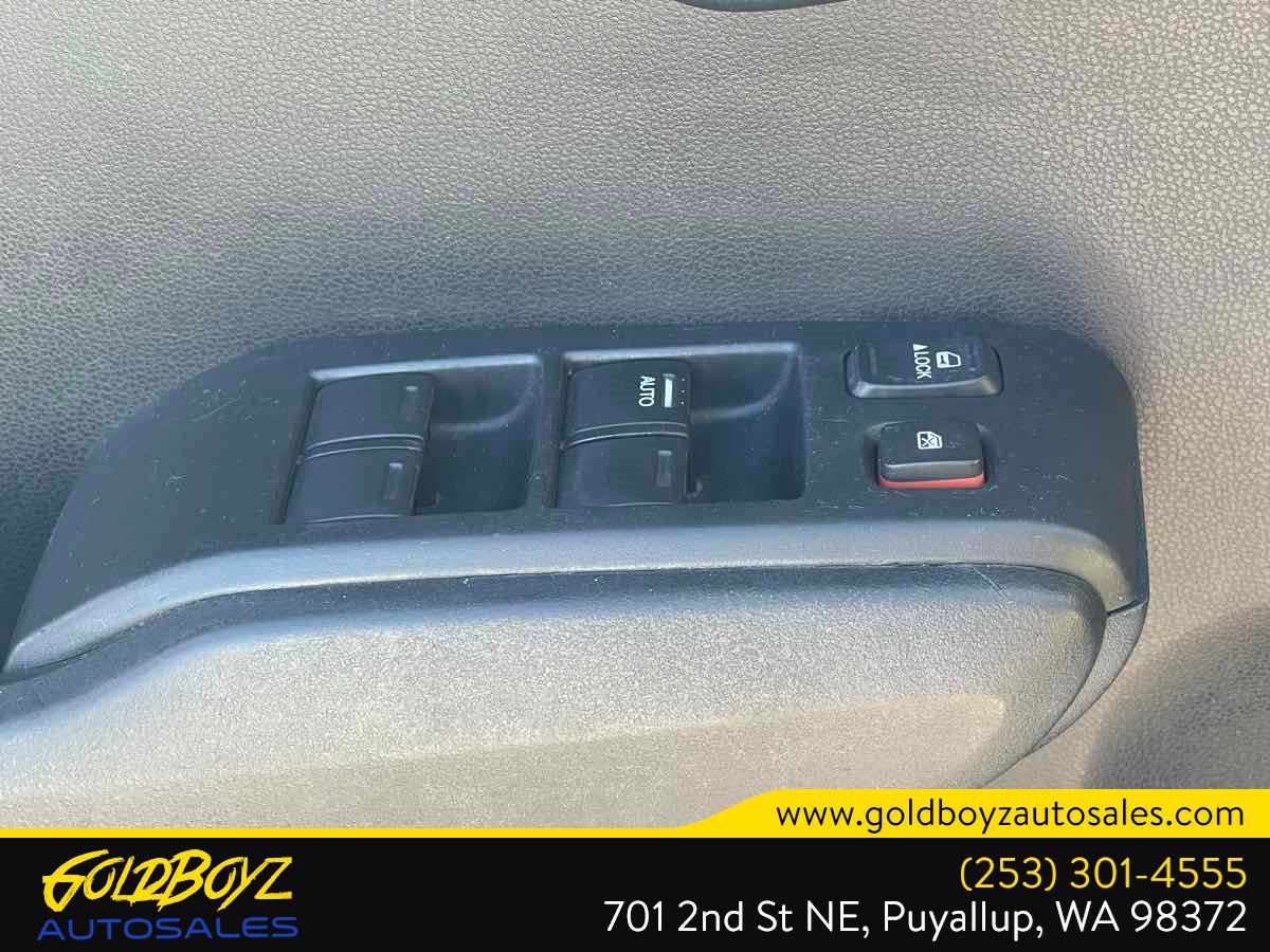 Used 2009 Honda Fit Sport image 21