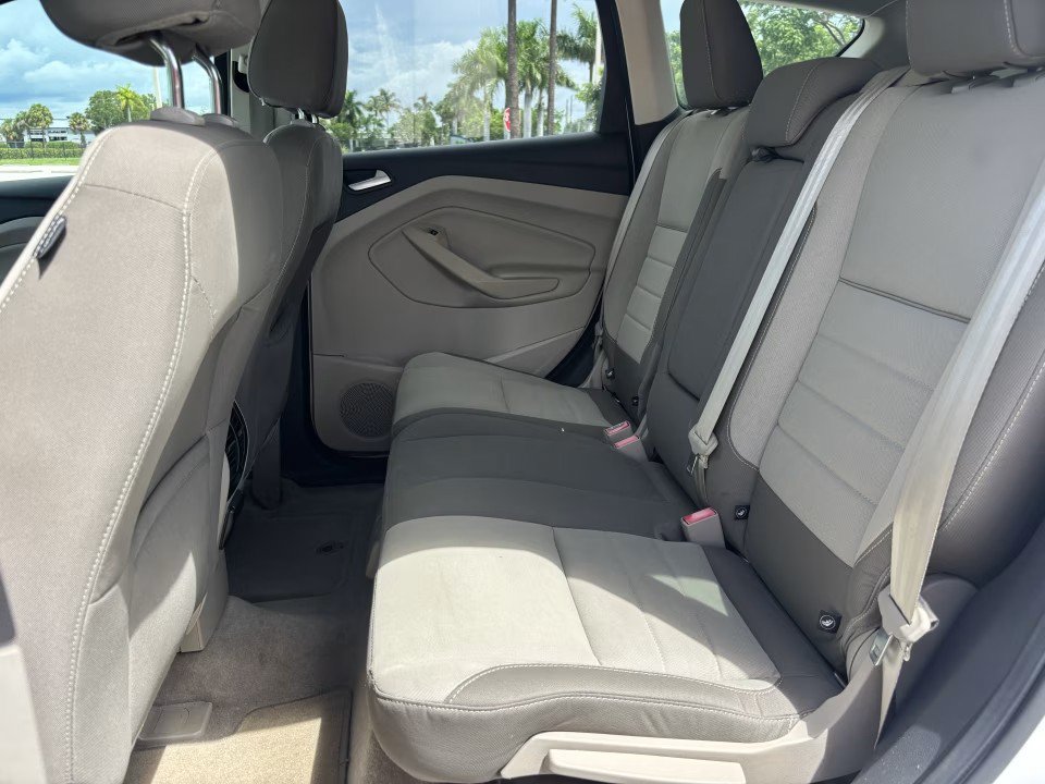 Used 2013 Ford Escape SE FWD image 22