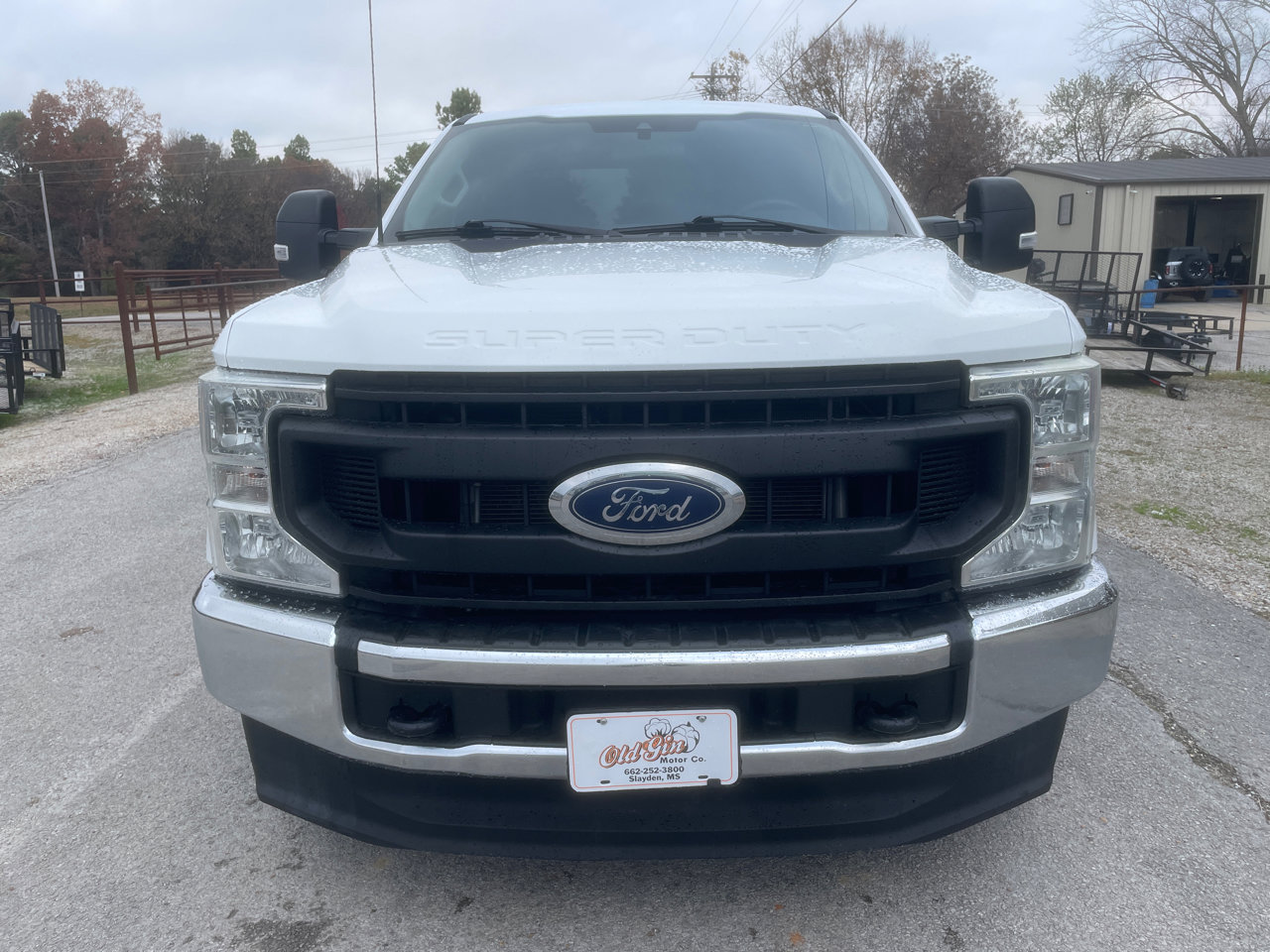 Used 2022 Ford F250 XL w/ Power Equipment Group image 9