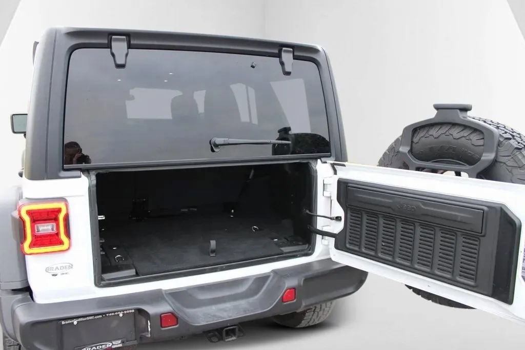 Used 2024 Jeep Wrangler Unlimited Rubicon image 33