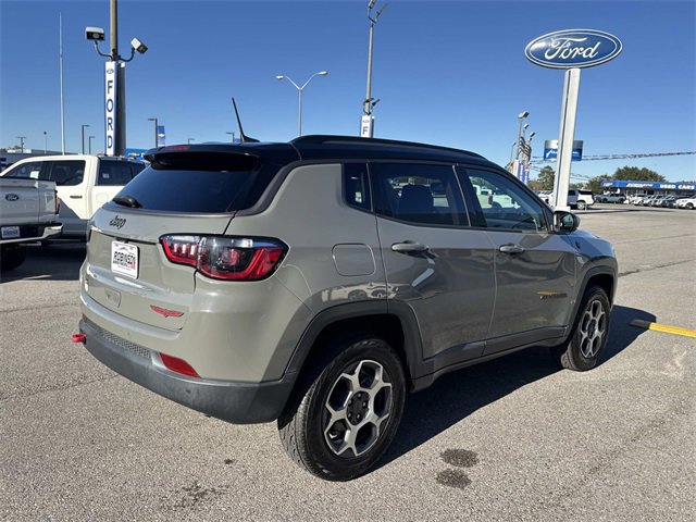Used 2022 Jeep Compass Trailhawk w/ Sun and Sound Group image 5