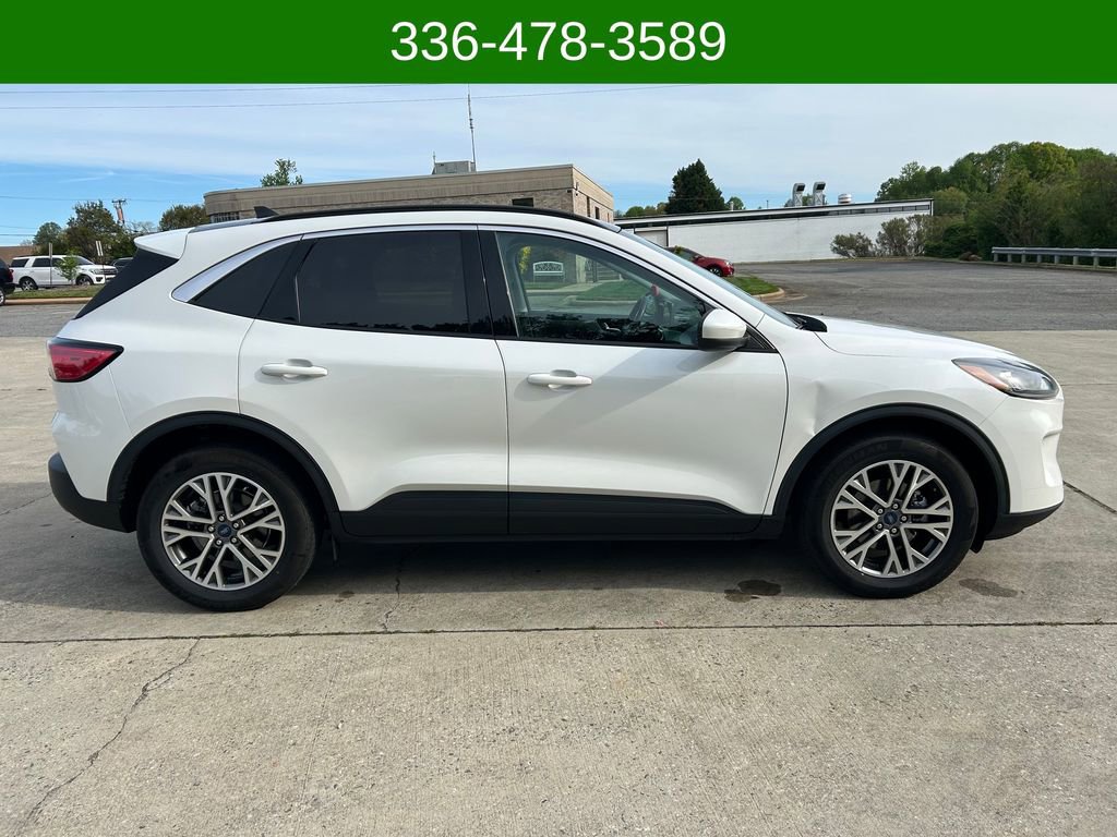 Certified 2021 Ford Escape SEL w/ Technology Package AWD/4WD image 6