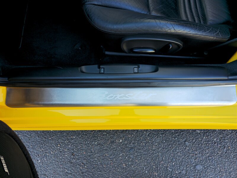Used 2003 Porsche Boxster RWD image 15