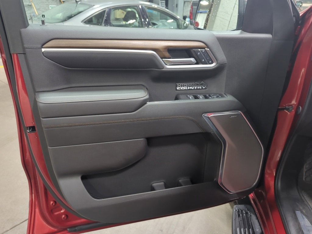 Used 2024 Chevrolet Silverado 1500 High Country image 13