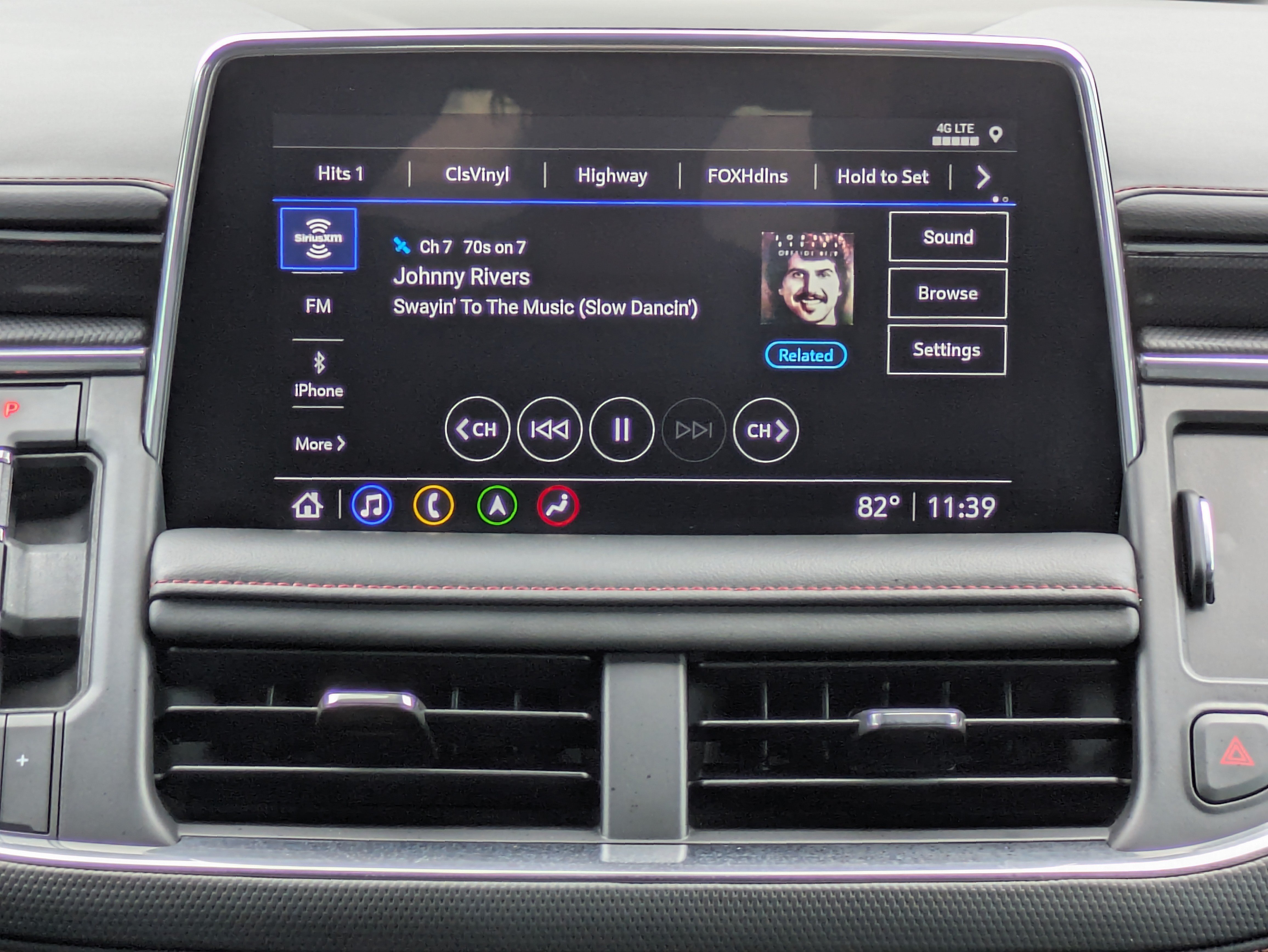 Used 2021 Chevrolet Tahoe RST w/ Luxury Package RWD image 18
