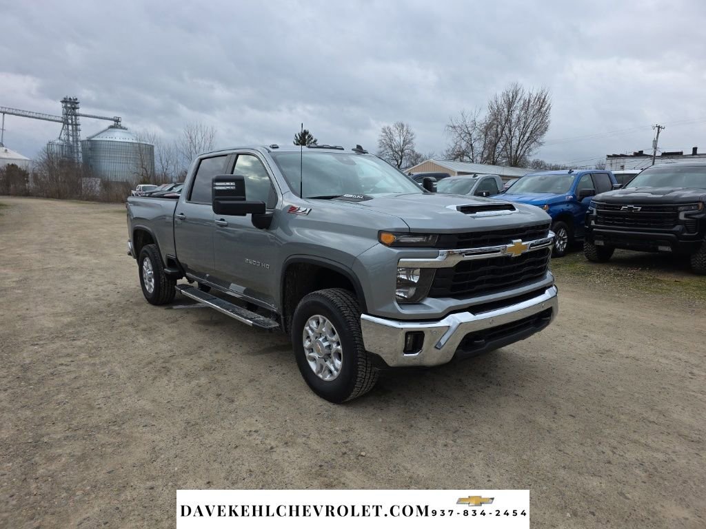 Used 2025 Chevrolet Silverado 2500 LT w/ All Star Edition image 7