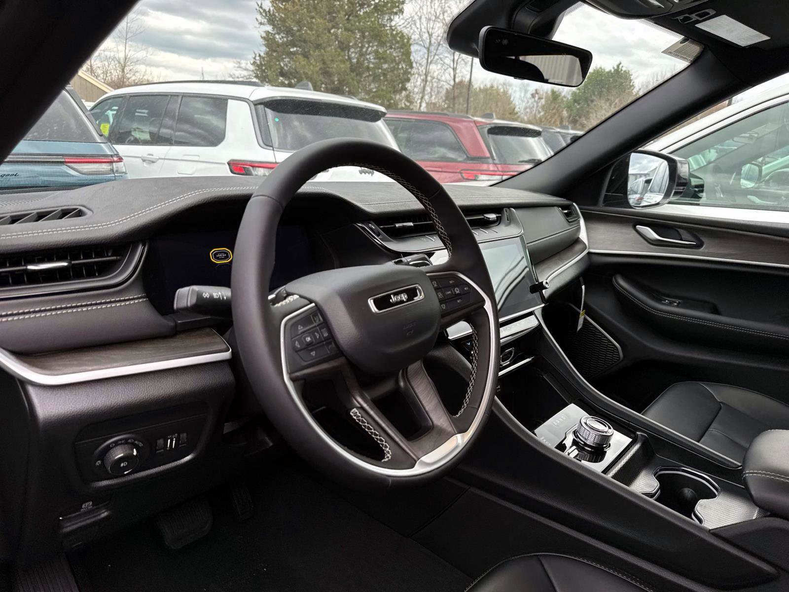 New 2026 Jeep Grand Cherokee Limited image 10