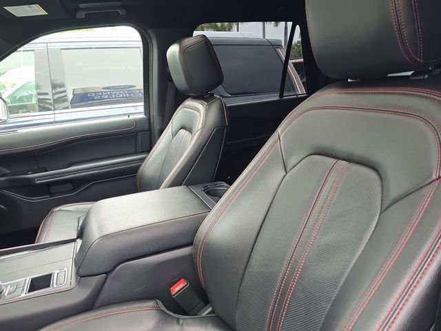 Used 2022 Ford Expedition Limited image 22