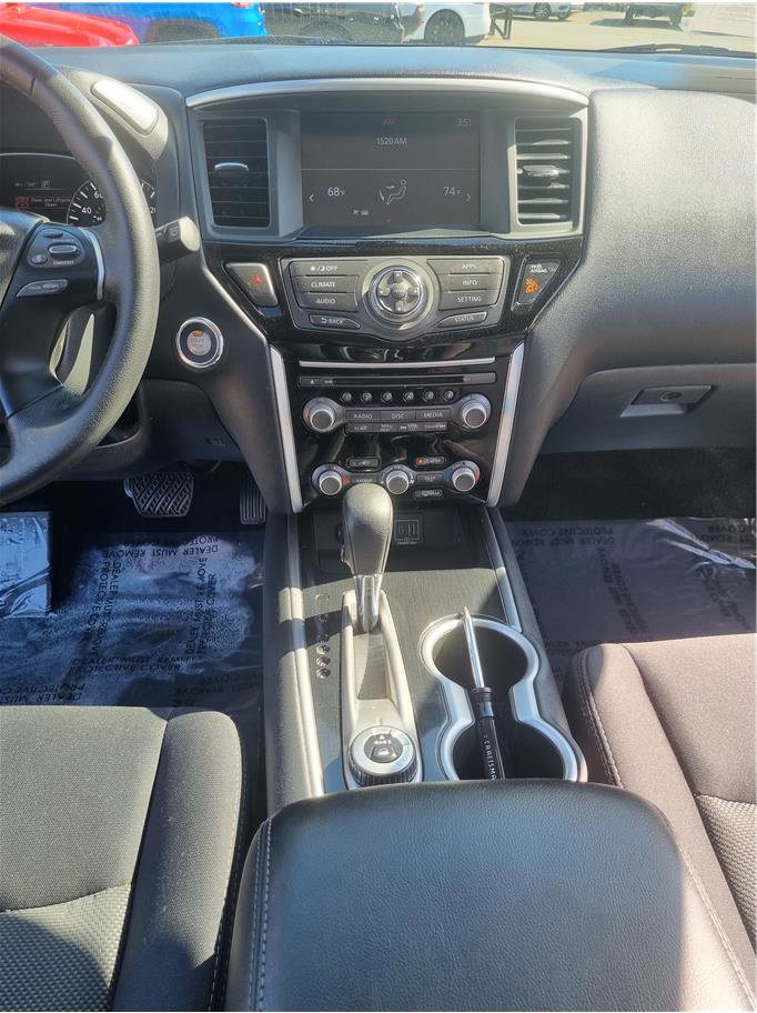 Used 2019 Nissan Pathfinder SV AWD/4WD image 15