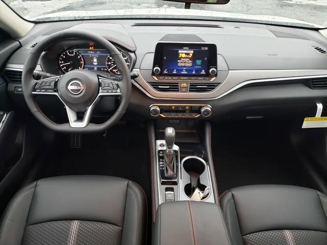New 2025 Nissan Altima 2.5 SR image 14