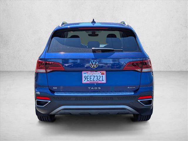 Used 2022 Volkswagen Taos SE w/ Panoramic Sunroof Package AWD/4WD image 7