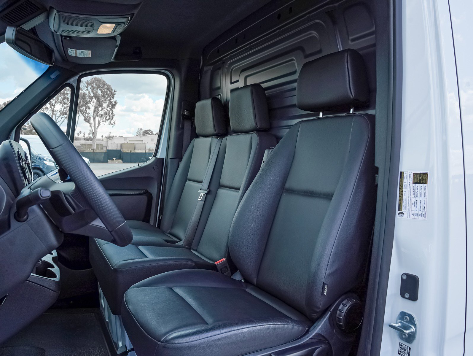 Used 2026 Mercedes-Benz Sprinter 2500 image 13