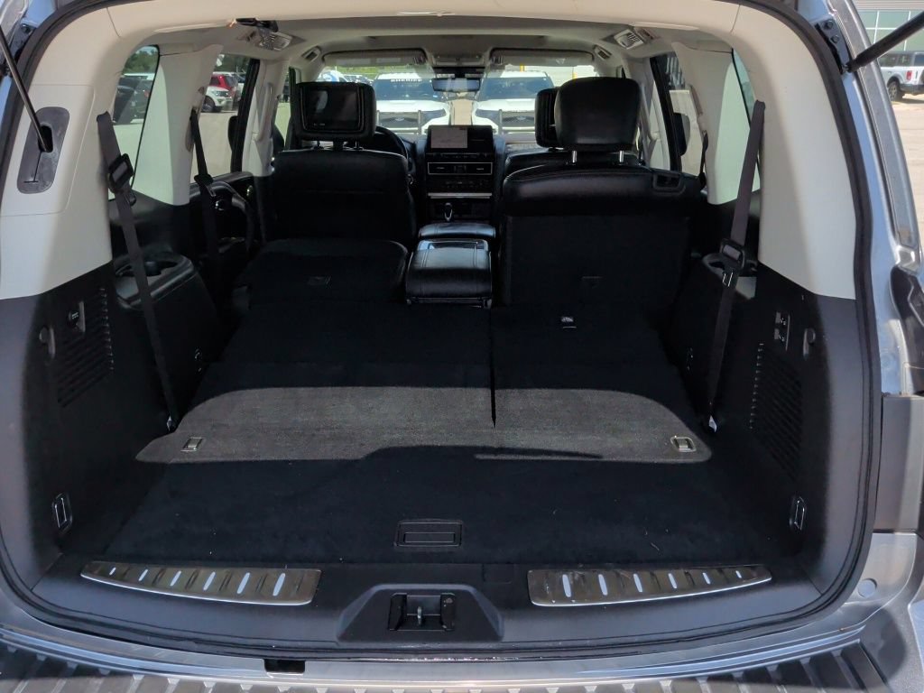 Used 2023 Nissan Armada Platinum w/ Captain's Chairs Package RWD image 49