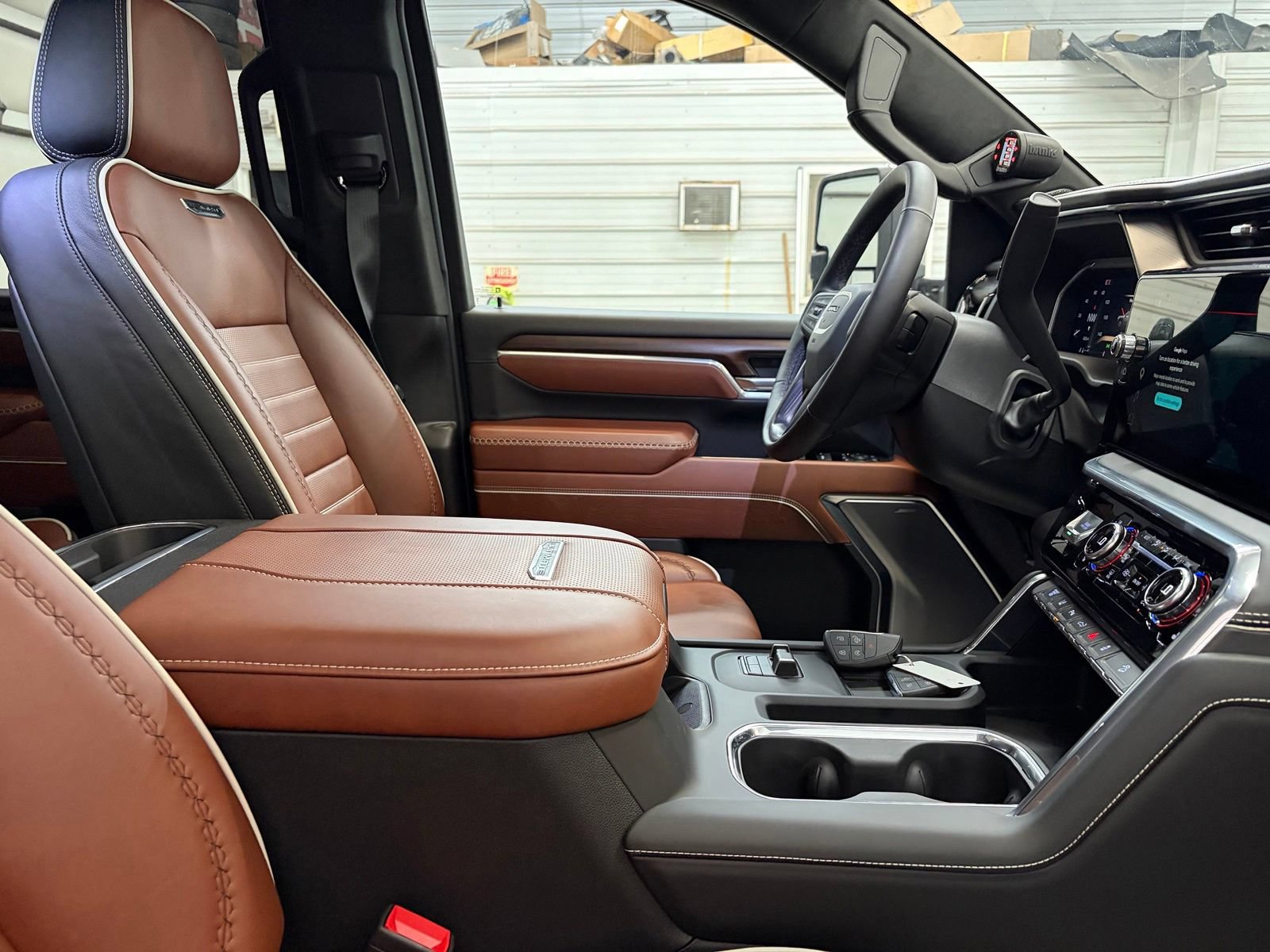 Used 2026 GMC Sierra 3500 Denali Ultimate AWD/4WD image 30