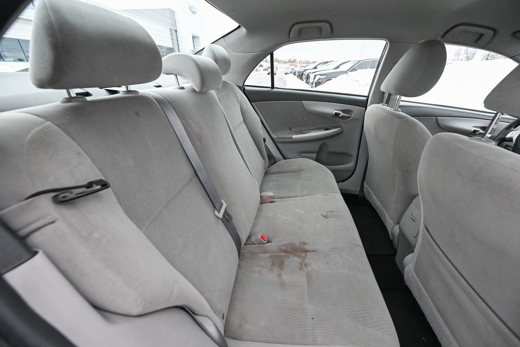 Used 2012 Toyota Corolla LE image 25