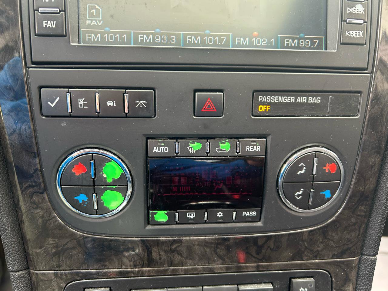 Used 2011 GMC Acadia Denali image 26