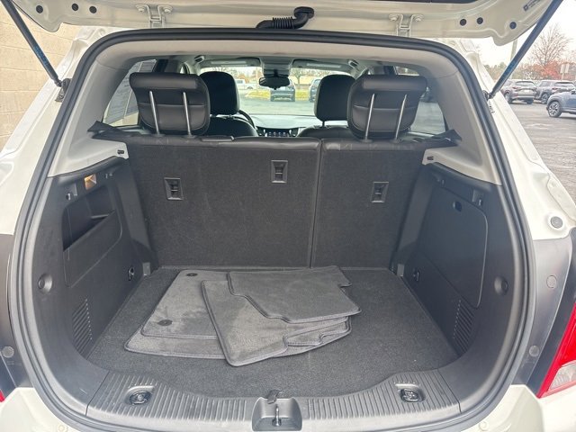 Used 2021 Chevrolet Trax LT w/ Driver Confidence Package image 10