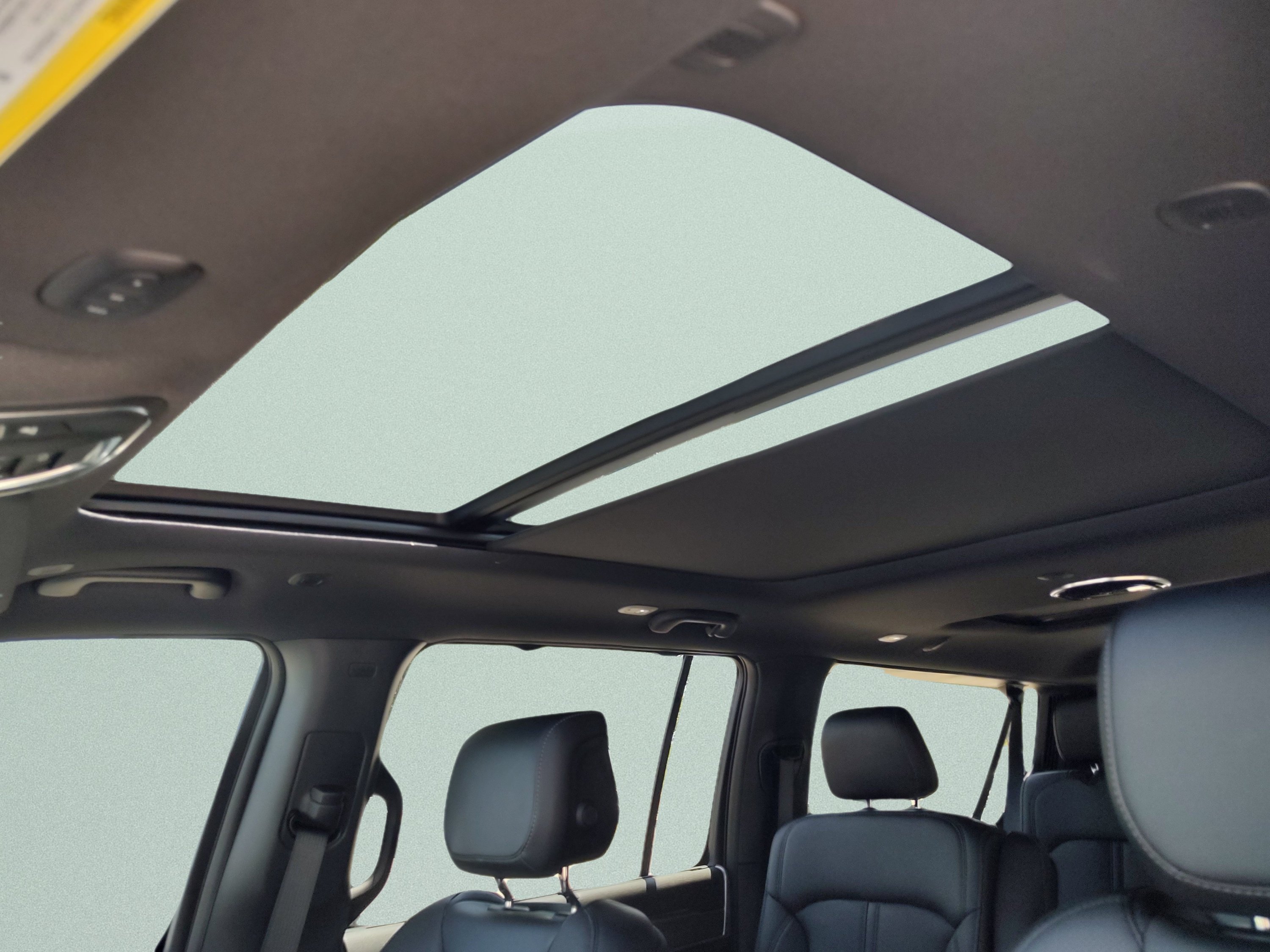 New 2026 Jeep Grand Wagoneer L Limited AWD/4WD image 25