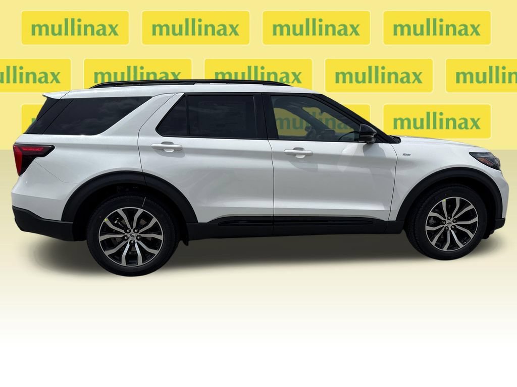 New 2026 Ford Explorer ST-Line w/ Premium Package RWD image 16