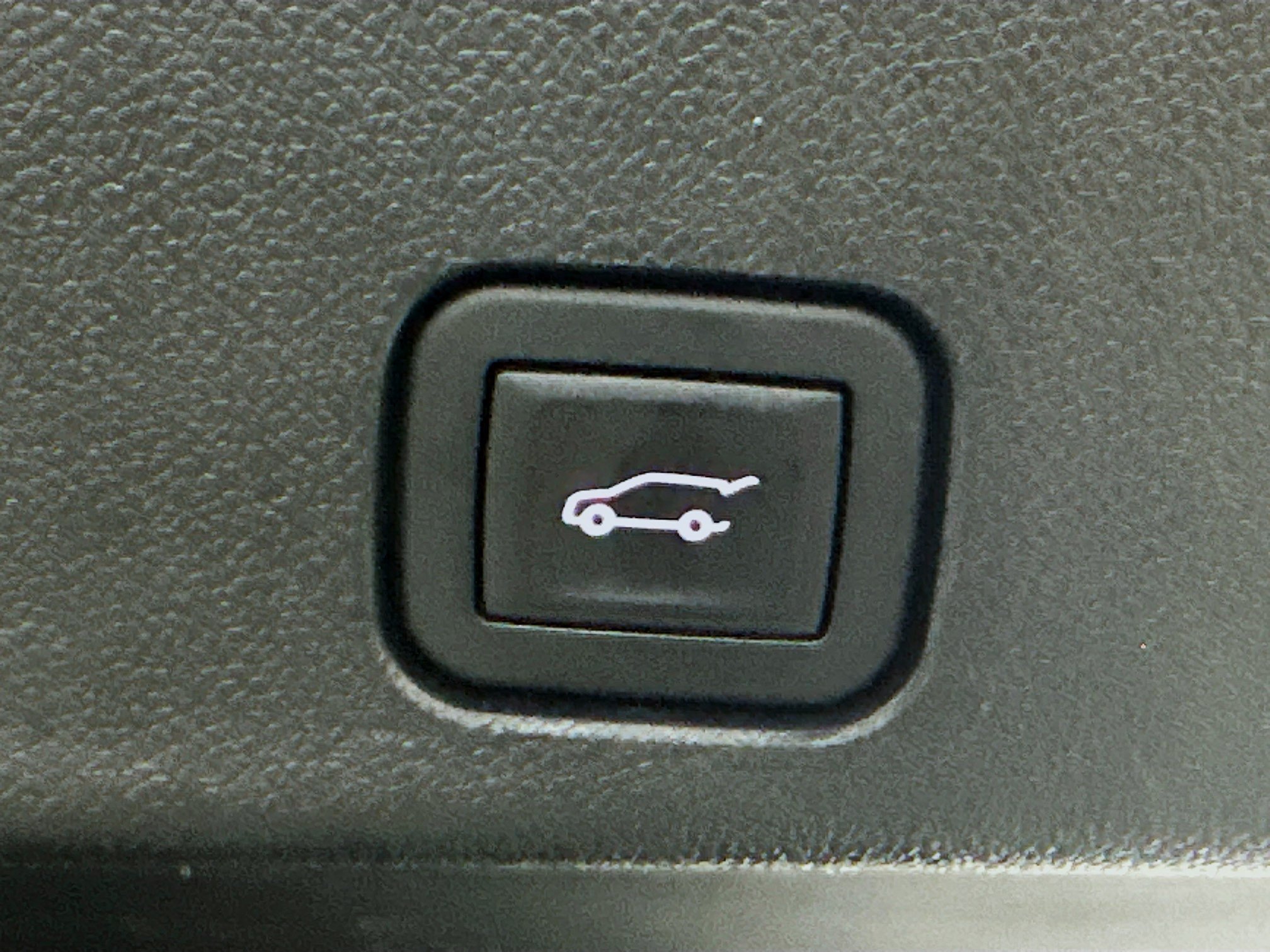 Used 2025 Buick Enclave Preferred FWD image 32