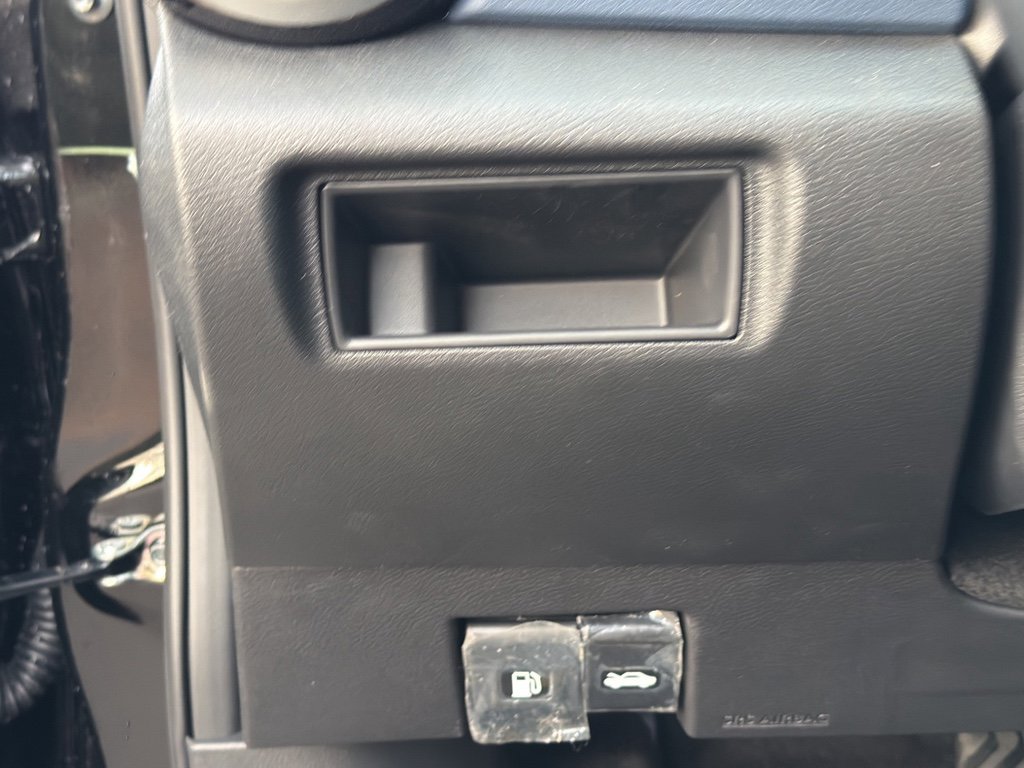 New 2025 Nissan Versa SV w/ Trunk Package image 21