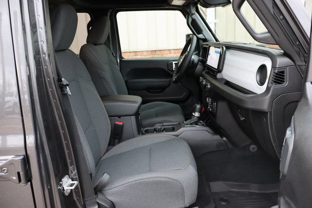 New 2025 Jeep Gladiator Sport AWD/4WD image 43