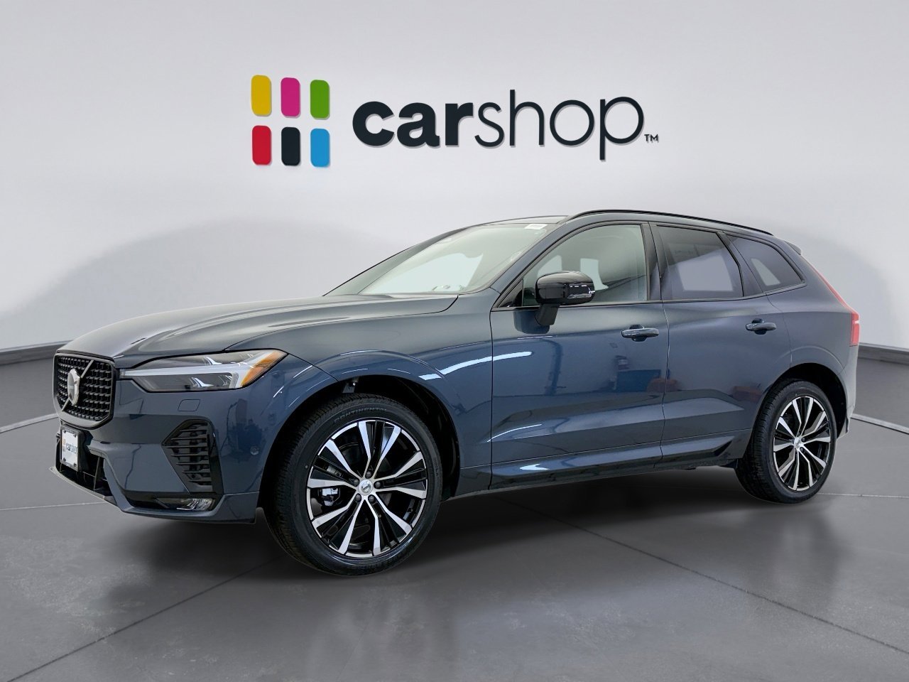 Used 2025 Volvo XC60 B5 Plus AWD/4WD image 1