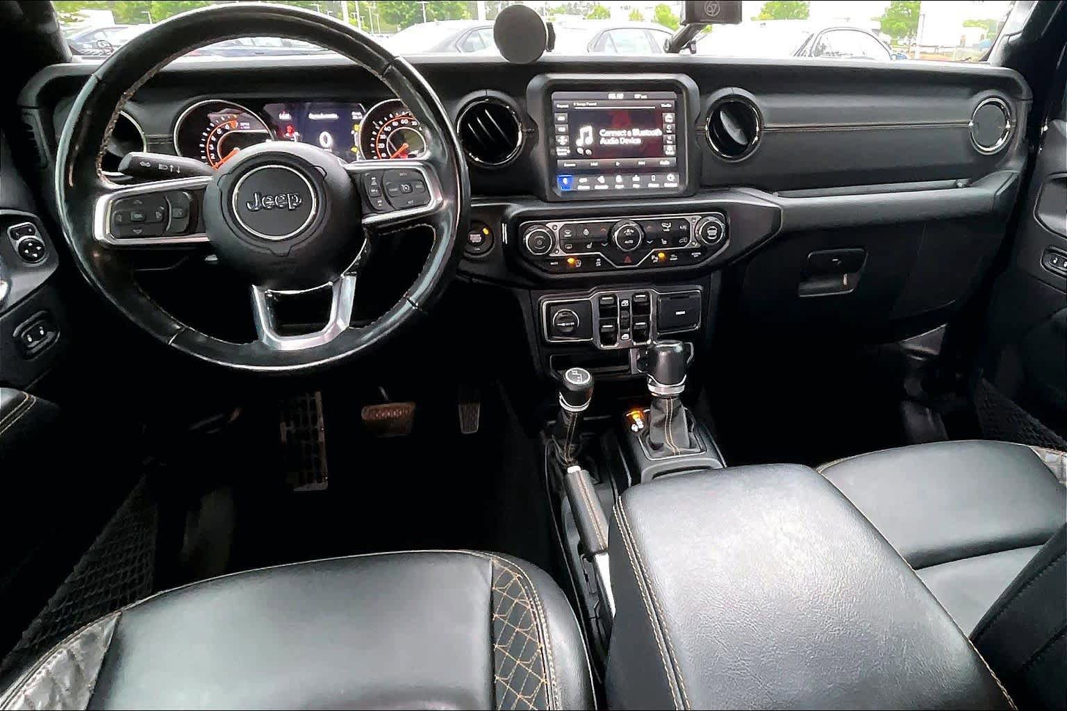 Used 2021 Jeep Wrangler Unlimited Sahara AWD/4WD image 15