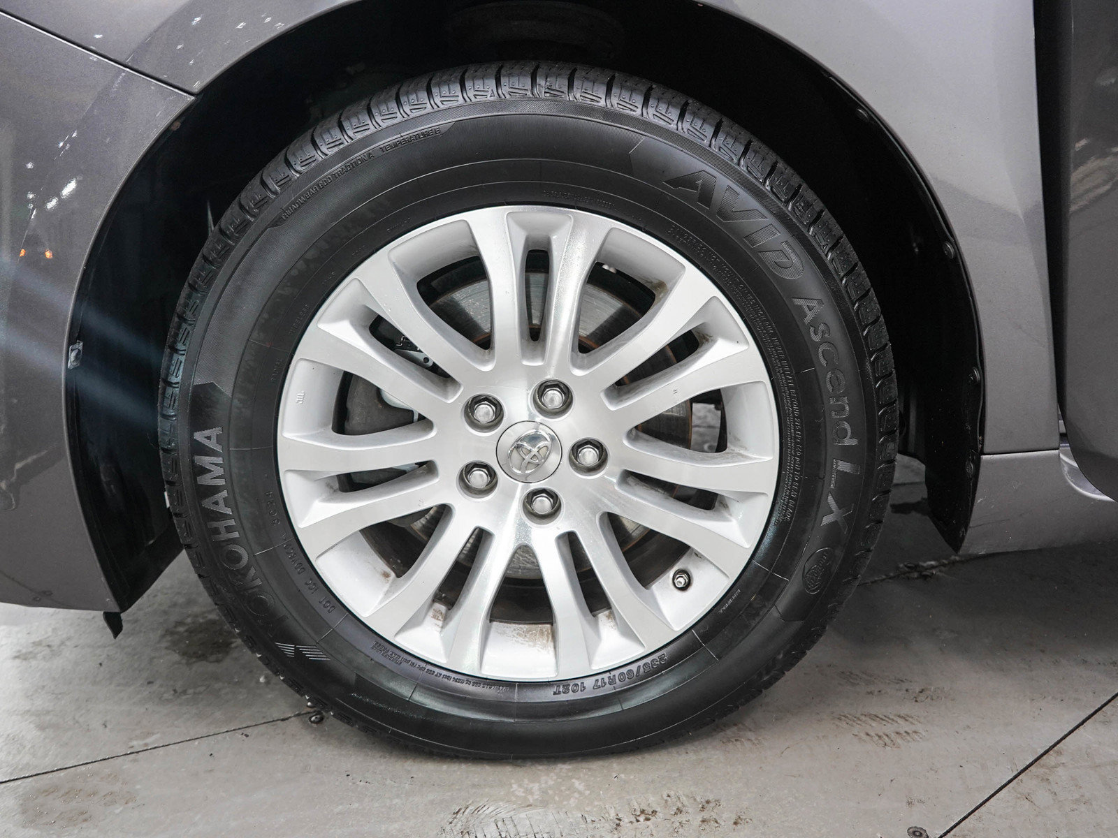 Used 2016 Toyota Sienna XLE FWD image 30