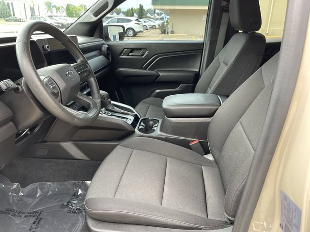 Used 2024 Chevrolet Colorado Trail Boss AWD/4WD image 11