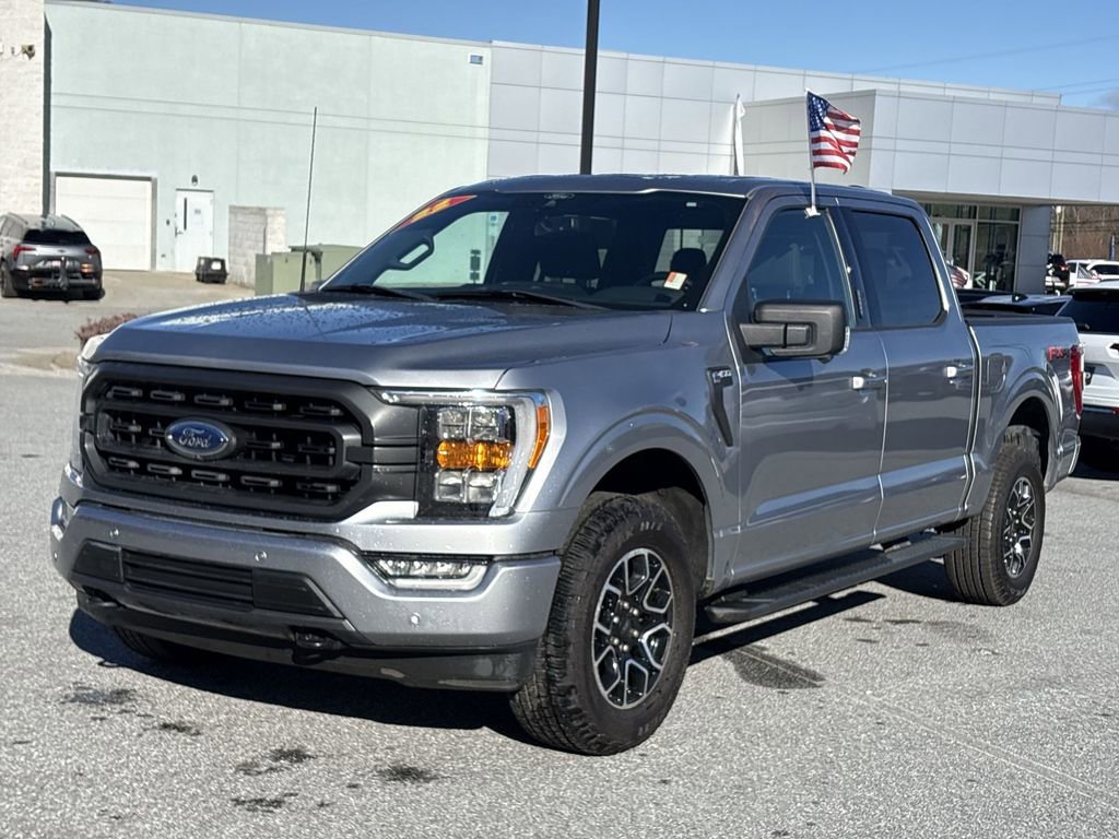 Used 2022 Ford F150 XLT w/ Equipment Group 302A High image 5