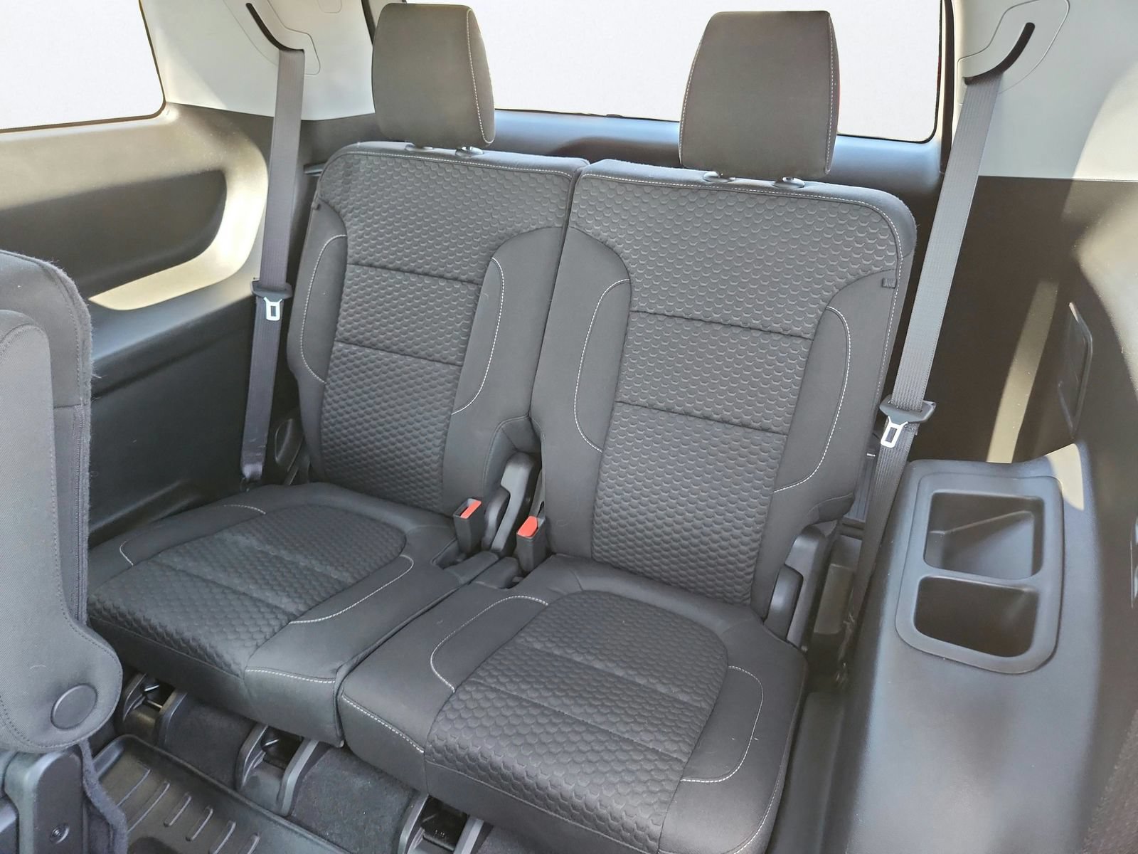 Used 2017 GMC Acadia SLE FWD image 23