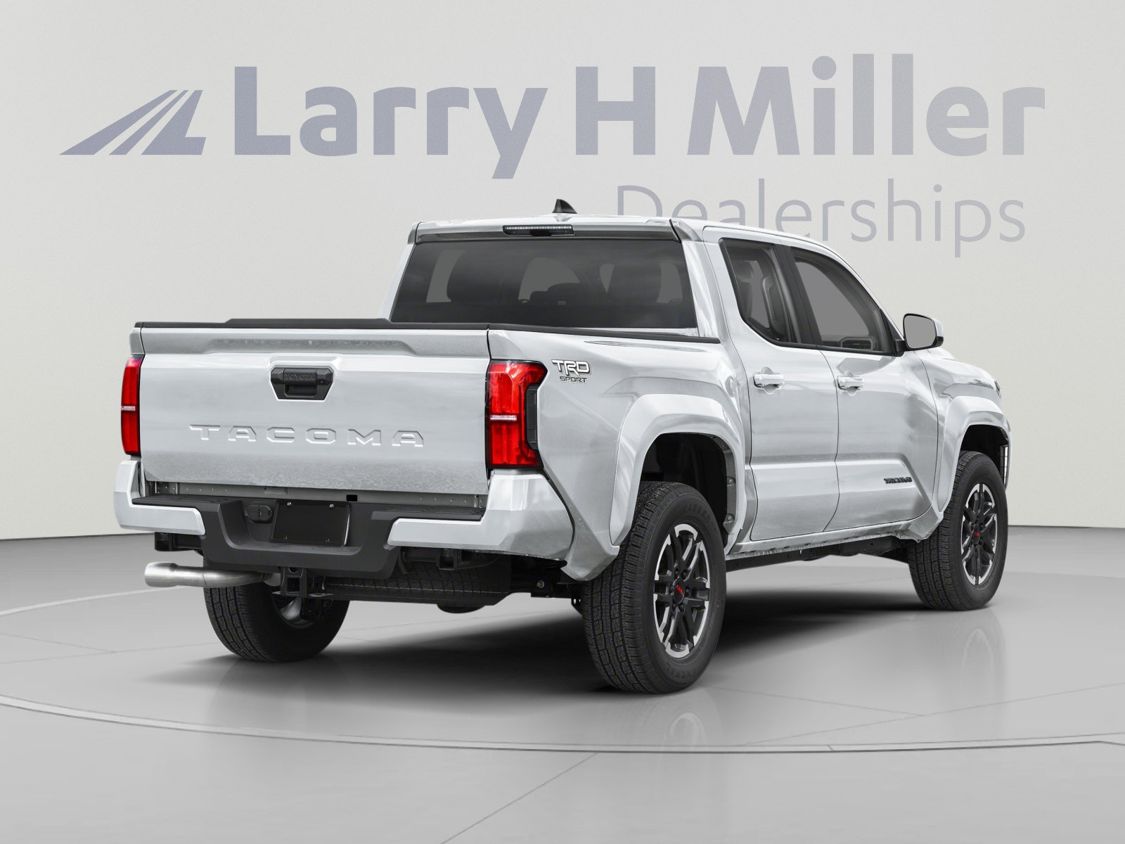 Used 2024 Toyota Tacoma TRD Sport w/ TRD Sport Premium Package AWD/4WD image 2
