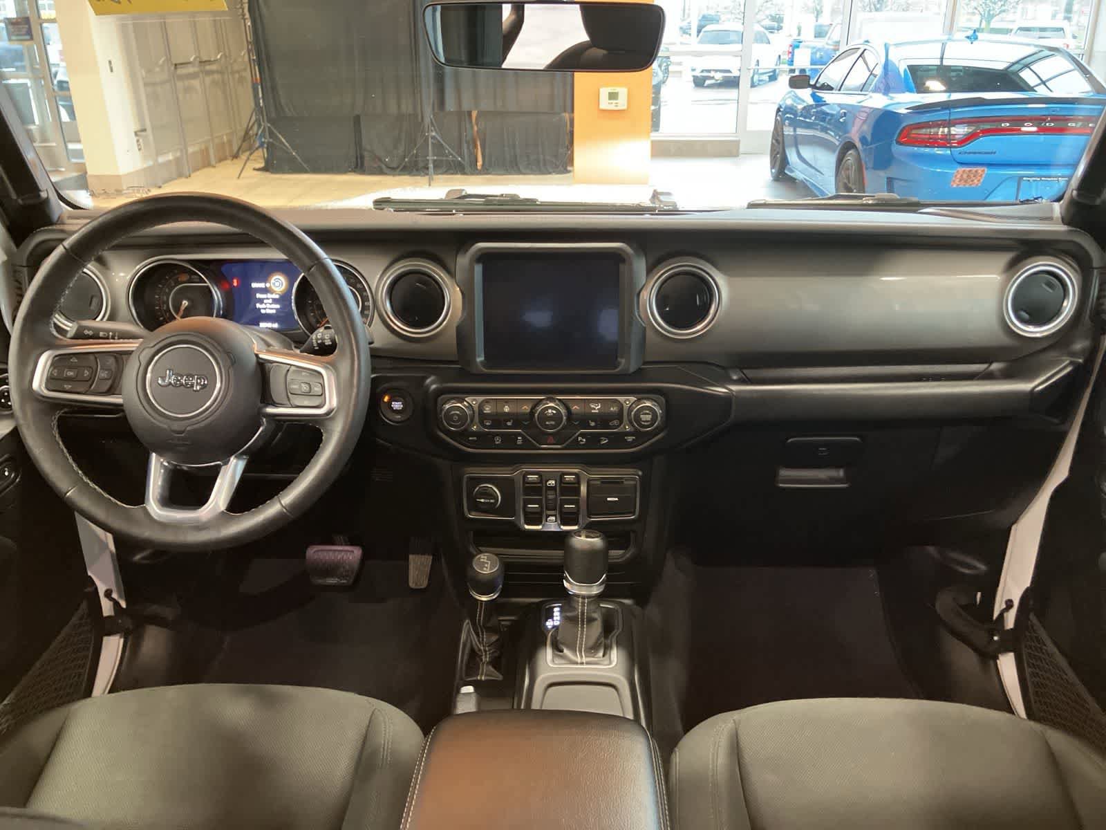 Used 2019 Jeep Wrangler Unlimited Sahara image 22