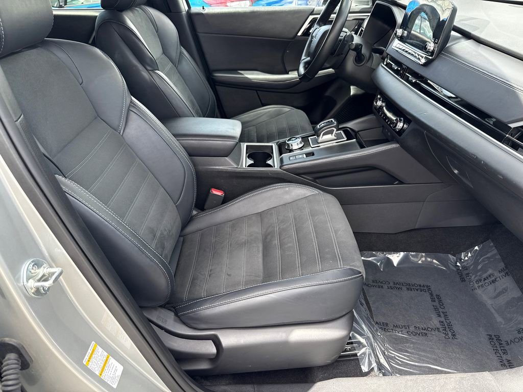 Used 2024 Mitsubishi Outlander SE FWD image 13