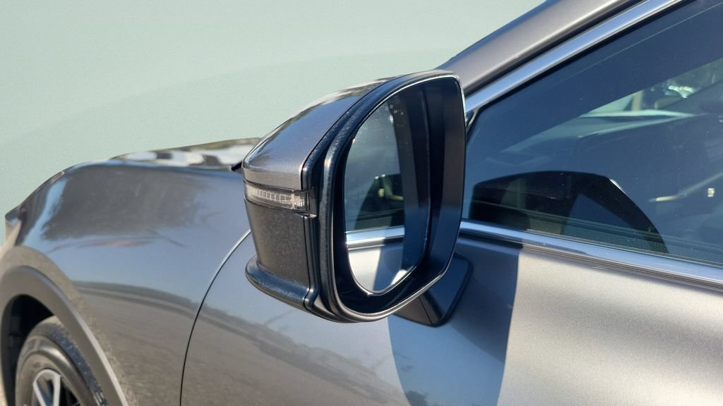 Certified 2024 Toyota Crown AWD/4WD image 11