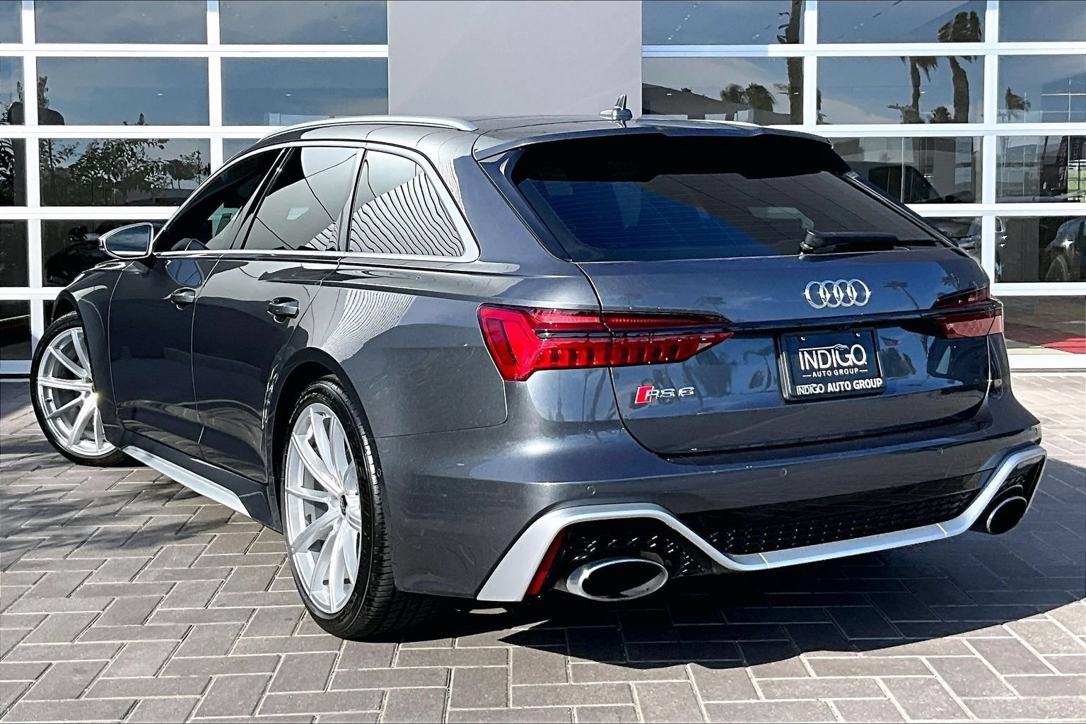Used 2023 Audi RS 6 AWD/4WD image 12