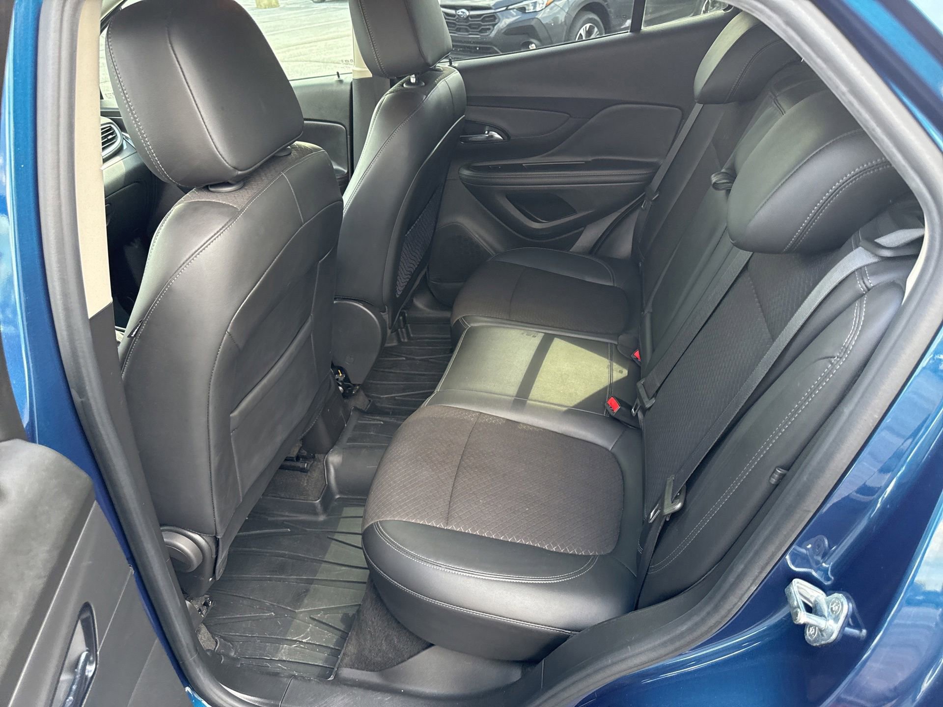 Used 2020 Buick Encore Preferred FWD image 10