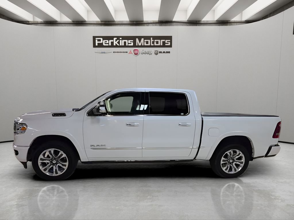 Used 2022 RAM 1500 Limited w/ Body Color Bumper Group AWD/4WD image 8