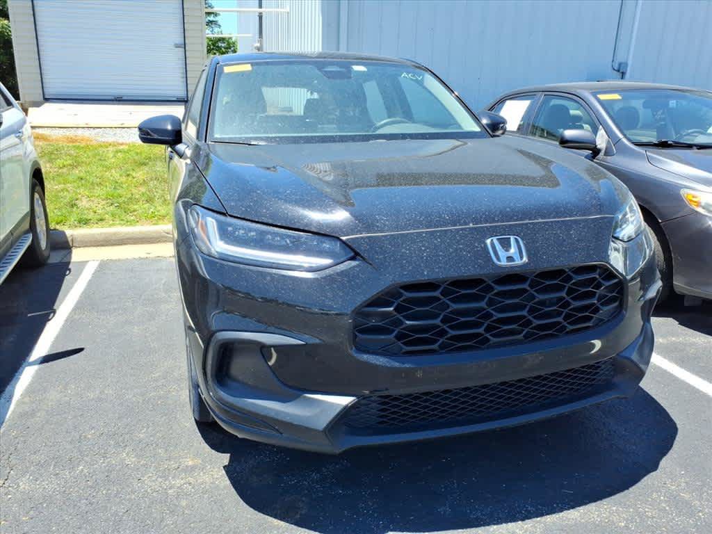 Used 2023 Honda HR-V LX image 9