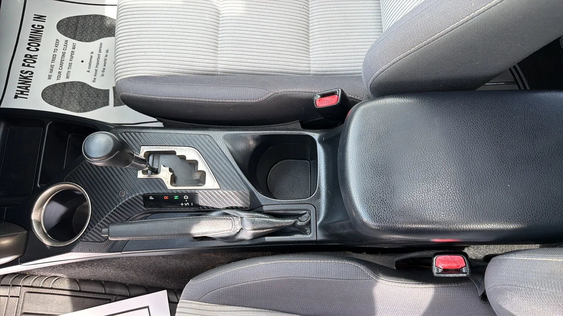 Used 2013 Toyota RAV4 XLE AWD/4WD image 28