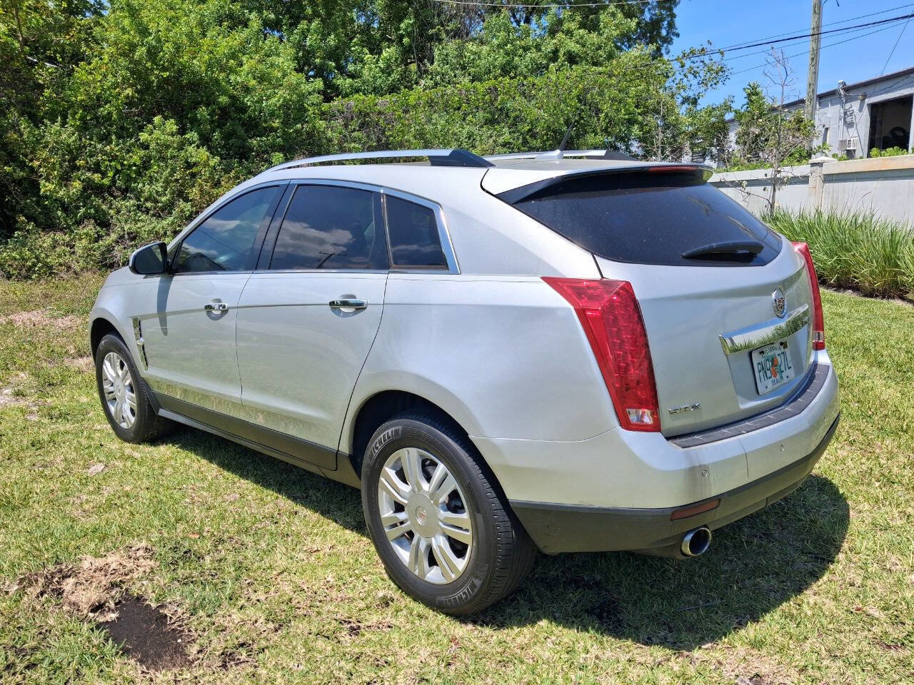 Used 2011 Cadillac SRX Luxury FWD image 8