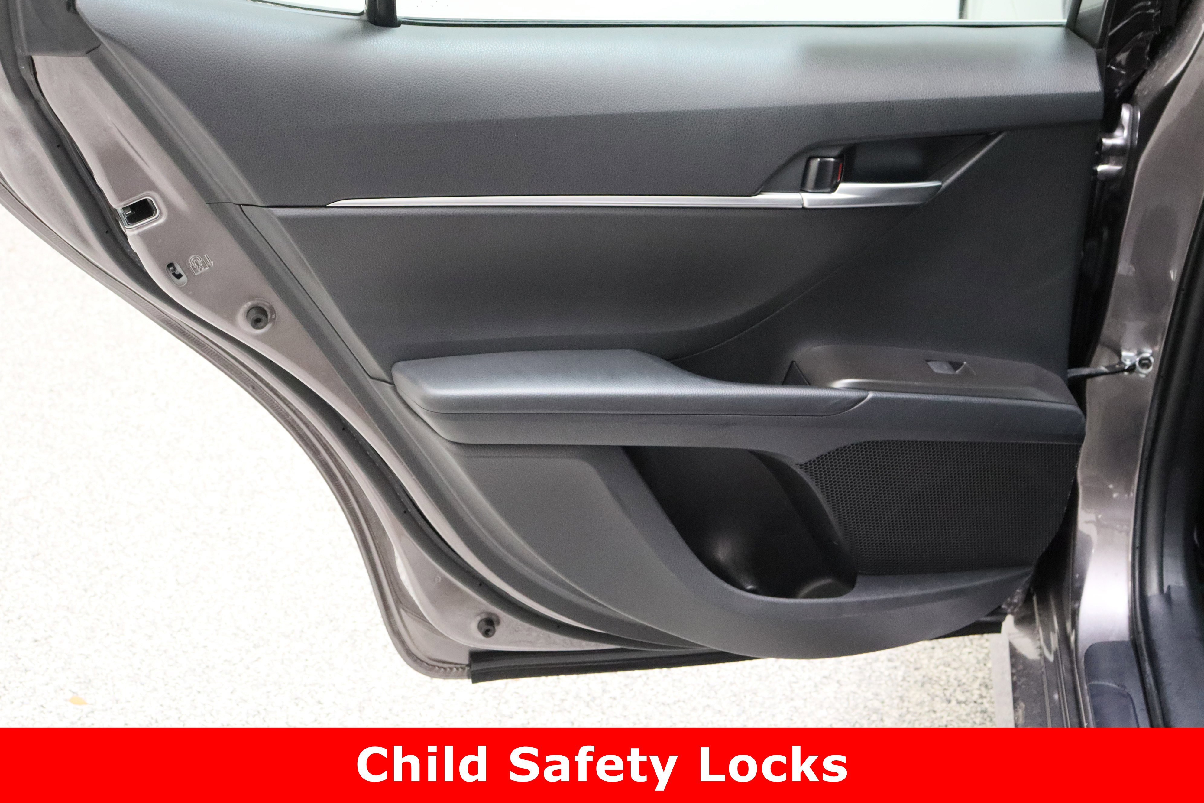 Certified 2024 Toyota Camry LE image 24