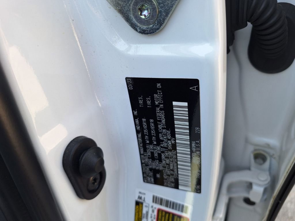 Used 2023 Toyota Highlander Bronze Edition image 35