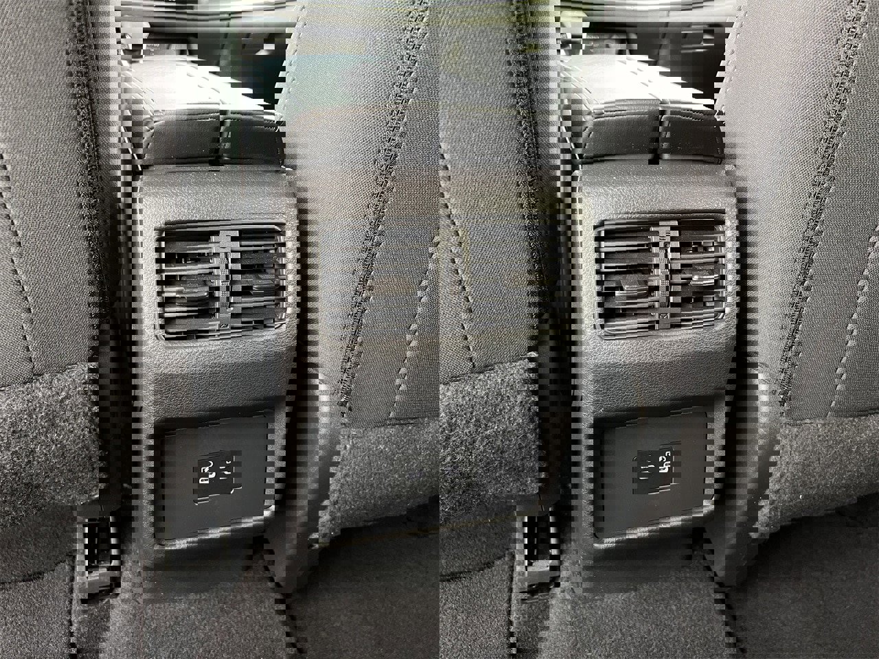 Certified 2024 Nissan Rogue SV image 25