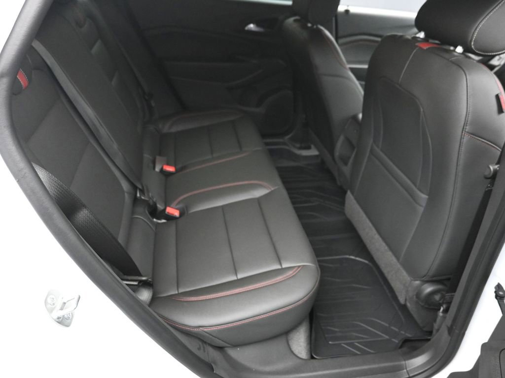 New 2026 Chevrolet Trax RS w/ Driver Confidence Package image 8