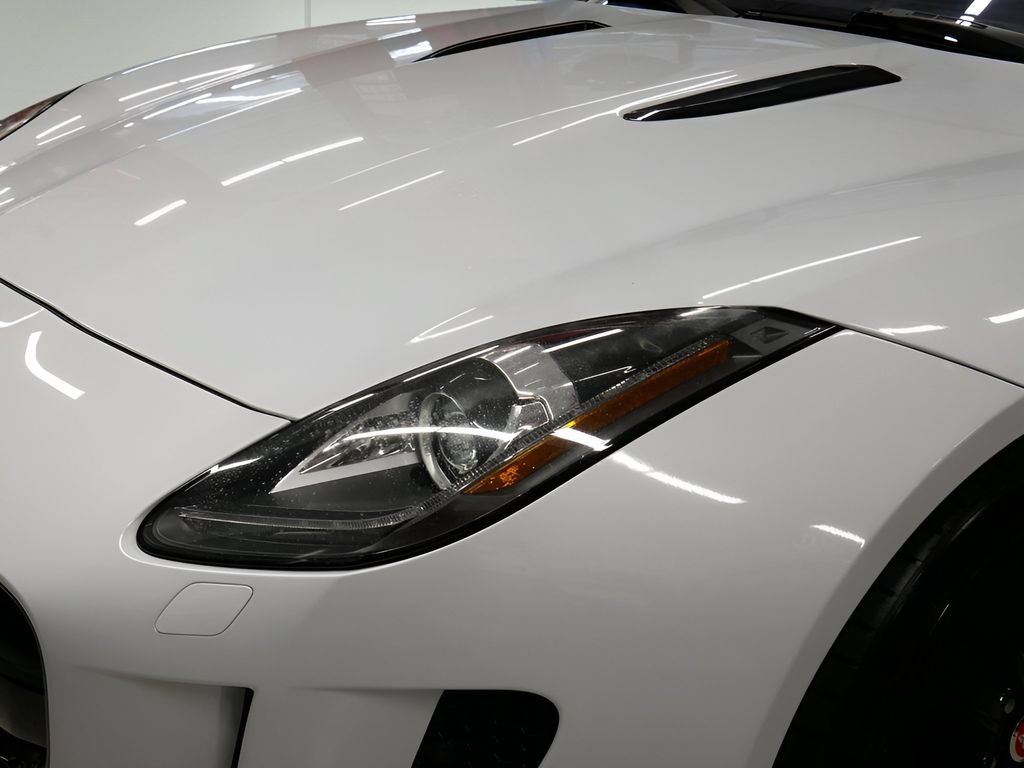 Used 2017 Jaguar F-TYPE Coupe RWD image 8