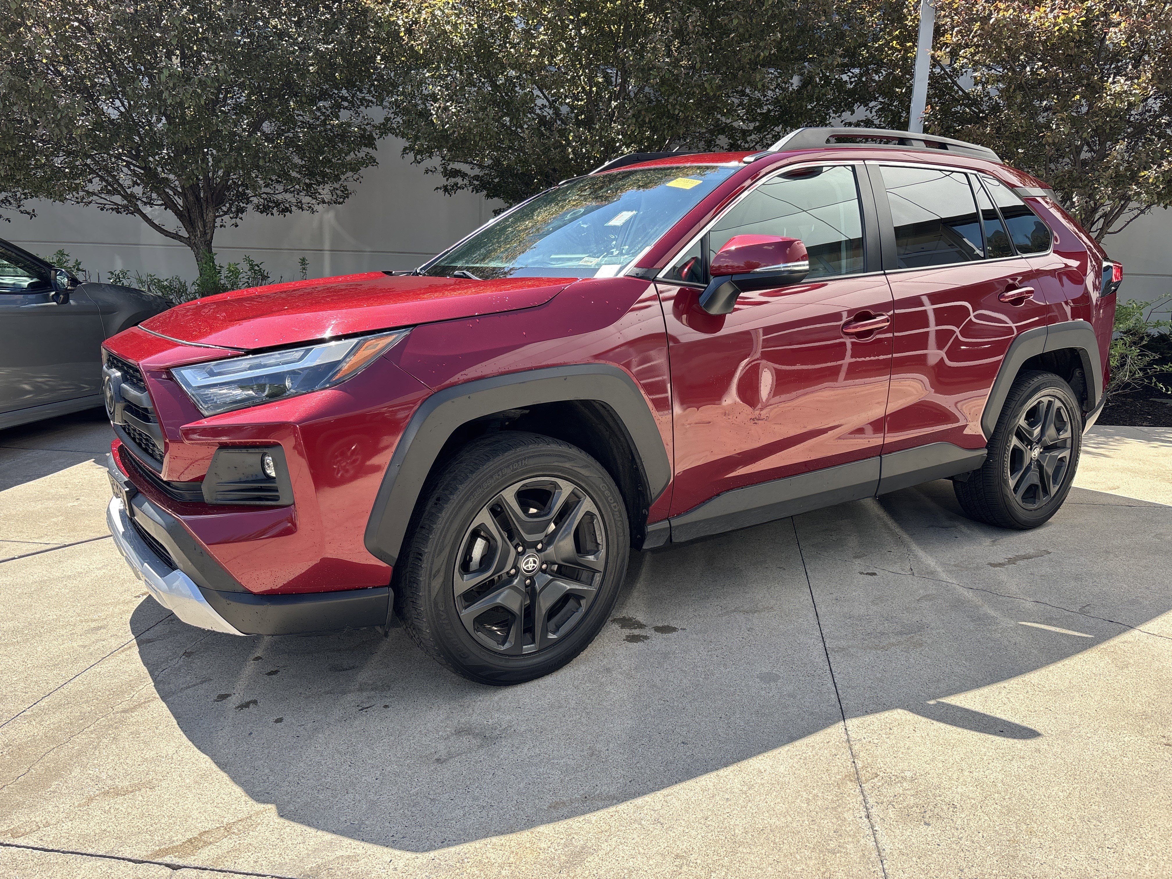 Used 2023 Toyota RAV4 Adventure w/ Convenience Package AWD/4WD image 3