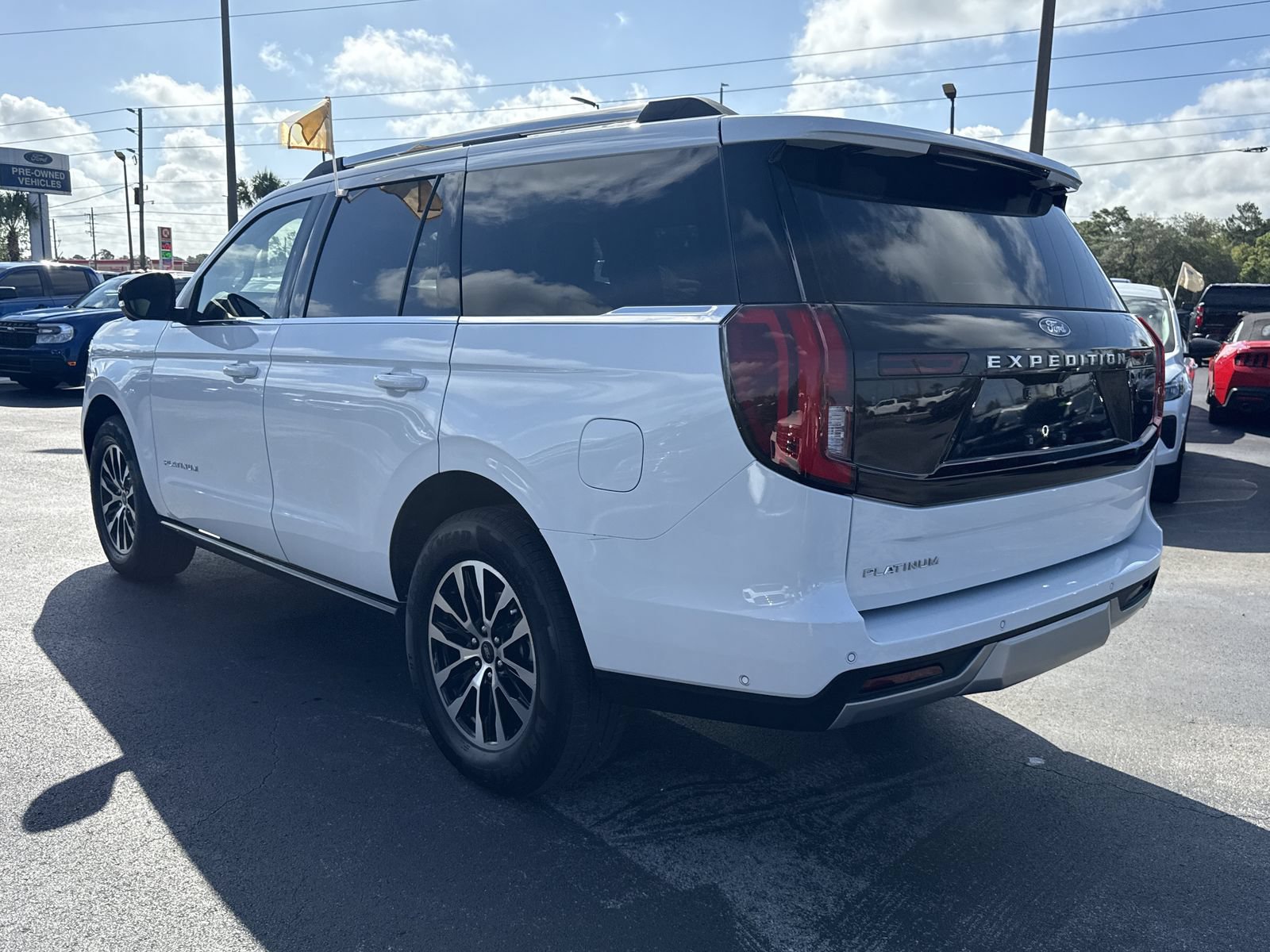 Certified 2025 Ford Expedition Platinum AWD/4WD image 7